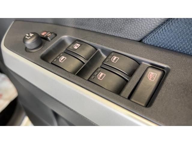 トールカスタムＧ純正９インチナビ　ドラレコ　パノラマモニター　両側パワースライドドア　アイドリングストップ　オートエアコン　スマートキー　ＬＥＤヘッドランプ　１４インチアルミホイール　衝突被害軽減システム（茨城県）の中古車