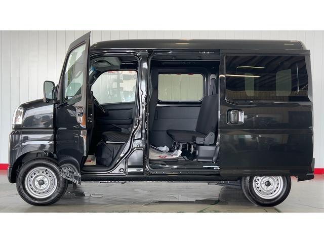 ハイゼットカーゴデラックスアイドリングストップ　キーレスエントリー　ＣＶＴ　エアコン　パワステ　運転席＆助手席パワーウインドウ　ＡＭ／ＦＭラジオ　衝突被害軽減システム（茨城県）の中古車