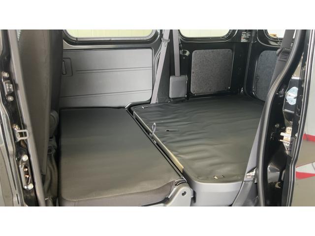 ハイゼットカーゴデラックスアイドリングストップ　キーレスエントリー　ＣＶＴ　エアコン　パワステ　運転席＆助手席パワーウインドウ　ＡＭ／ＦＭラジオ　衝突被害軽減システム（茨城県）の中古車