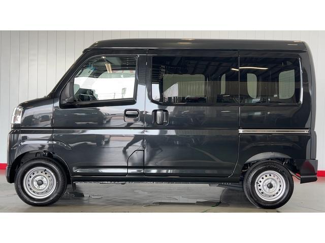 ハイゼットカーゴデラックスアイドリングストップ　キーレスエントリー　ＣＶＴ　エアコン　パワステ　運転席＆助手席パワーウインドウ　ＡＭ／ＦＭラジオ　衝突被害軽減システム（茨城県）の中古車