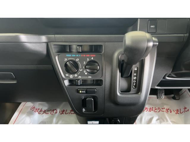 ハイゼットカーゴデッキバンＧ　ＳＡIII　４ＷＤ社外ナビ　４速オートマ　キーレスエントリー　ＬＥＤヘッドランプ　アイドリングストップ　社外アルミホイール　電動格納式ドアミラー　衝突被害軽減システム（茨城県）の中古車