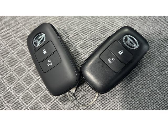 タントＸアイドリングストップ　ＬＥＤヘッドランプ　左側パワースライドドア　オートエアコン　シートヒーター　スマートキー　衝突被害軽減システム　横滑り防止機構（茨城県）の中古車