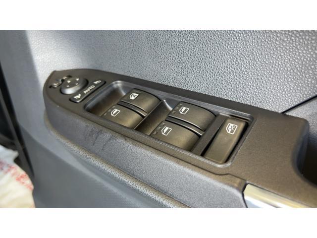 タントカスタムＲＳターボ　両側パワースライドドア　ＬＥＤヘッドランプ　オートエアコン　アイドリングストップ　シートヒーター　スマートキー　１５インチアルミホイール　電動格納式ドアミラー　衝突被害軽減システム（茨城県）の中古車