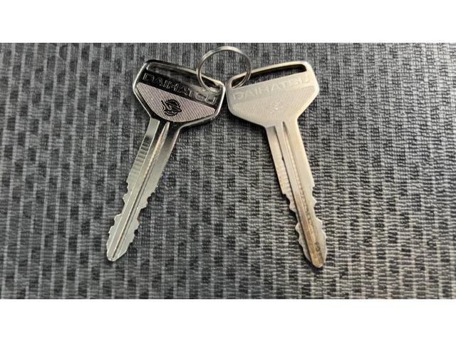 ハイゼットトラックスタンダード４速オートマ　エアコン　パワステ　ＡＭ／ＦＭラジオ（茨城県）の中古車