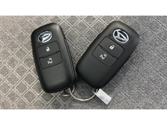 タントＸアイドリングストップ　ＬＥＤヘッドランプ　左側パワースライドドア　オートエアコン　シートヒーター　スマートキー　衝突被害軽減システム　横滑り防止機構（茨城県）の中古車