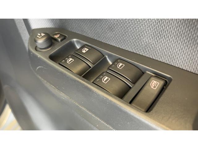 ピクシスエポックＸ　ＳＡIII純正ナビ　バックカメラ　ＬＥＤヘッドランプ　アイドリングストップ　キーレスエントリー　電動格納式ドアミラー　衝突被害軽減システム（茨城県）の中古車