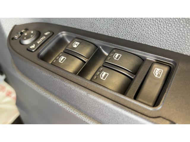 タントファンクロスターボ（茨城県）の中古車