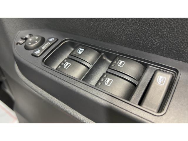 タントＸ（茨城県）の中古車