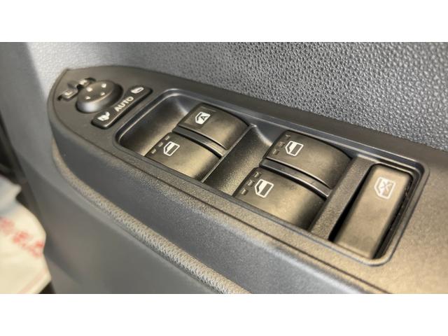 タントＸ（茨城県）の中古車