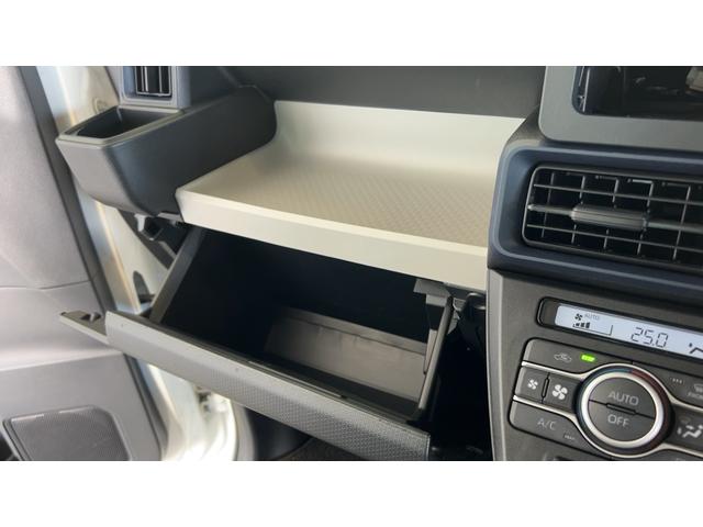 タントＸ（茨城県）の中古車