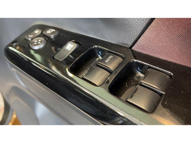 ワゴンＲスティングレーハイブリッドＸ（茨城県）の中古車