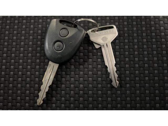 ハイゼットカーゴデラックスSAIIIダイハツ認定中古車|純正ナビ|ドラレコ|両側スライドドア|キーレス|オートライト|パワーウインドウ|スマートアシスト|保証/整備付(茨城県)の中古車