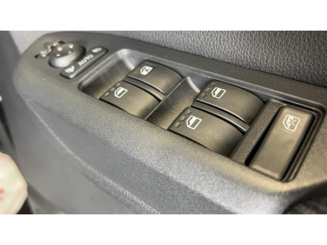 ムーヴＲＳダイハツ認定中古車｜ターボ｜純正ナビ｜バックカメラ｜ドラレコ｜両側電動スライドドア｜シートヒーター｜スマートキー｜電動パーキングブレーキ｜オートエアコン｜スマートアシスト｜保証／整備付（茨城県）の中古車