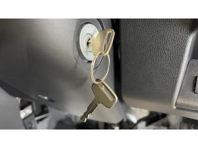 ハイゼットトラックスタンダードダイハツ認定中古車｜純正ラジオ｜４ＷＤ｜ＣＶＴ｜エアコン｜ソナーセンサー｜横滑り防止機能｜スマートアシスト｜保証／整備付（茨城県）の中古車