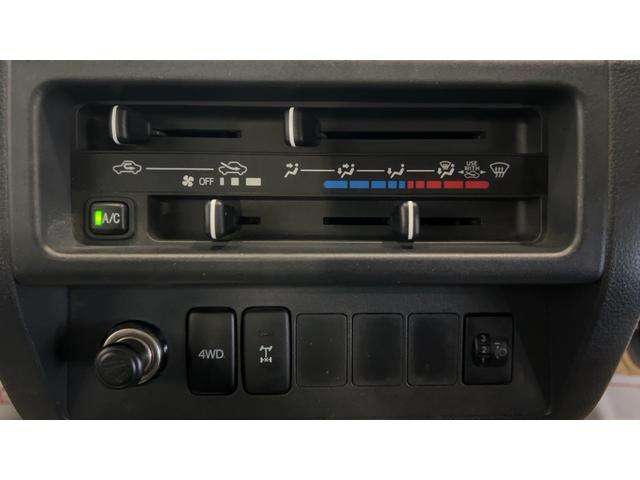 ハイゼットトラックＥＸＴダイハツ認定中古車ｌ純正ナビｌキーレスｌ作業灯ｌマニュアルｌ四駆ｌデフロックｌ工具箱ｌエアコンｌパワーウィンドウｌマルチフックｌ保証／整備付（茨城県）の中古車