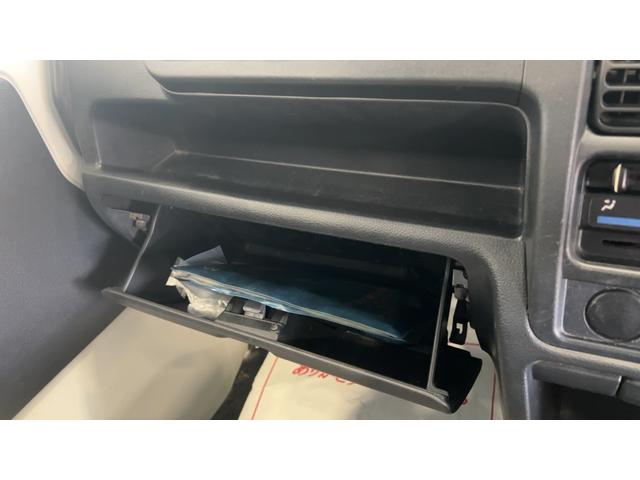 キャリイトラックＫＣエアコン・パワステダイハツ認定中古車｜４ＷＤ｜マニュアル車｜純正ＡＭ／ＦＭラジオ｜｜エアコン｜パワーステアリング｜ヘッドライトレベリング｜保証／整備付（茨城県）の中古車