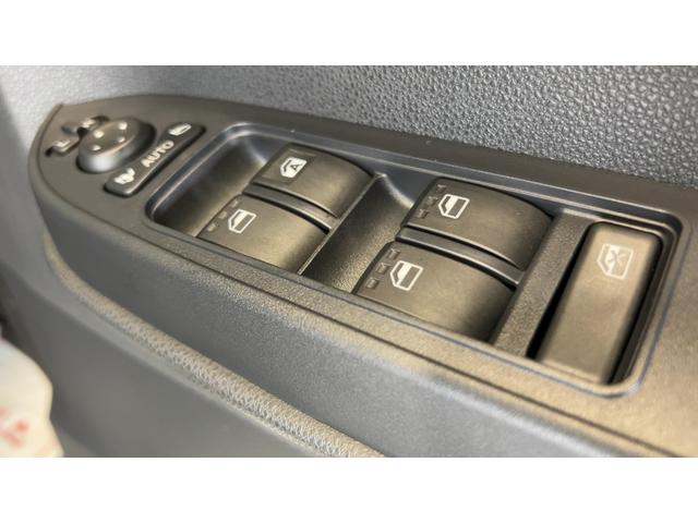 タントＸダイハツ認定中古車ｌ保証／整備付ｌ低走行ｌ片側電動スライドドアｌ電動パーキングブレーキｌコーナーセンサーｌシートヒーターｌスマートアシスト（茨城県）の中古車