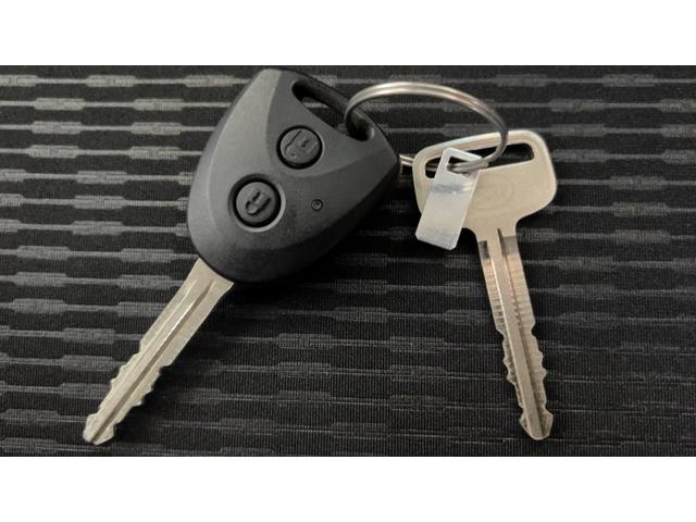 ハイゼットカーゴＤＸダイハツ認定中古車ｌ保証／整備付ｌ低走行ｌキーレスｌコーナーセンサーｌスマートアシストｌパワーウィンドウｌラジオチューナー（茨城県）の中古車