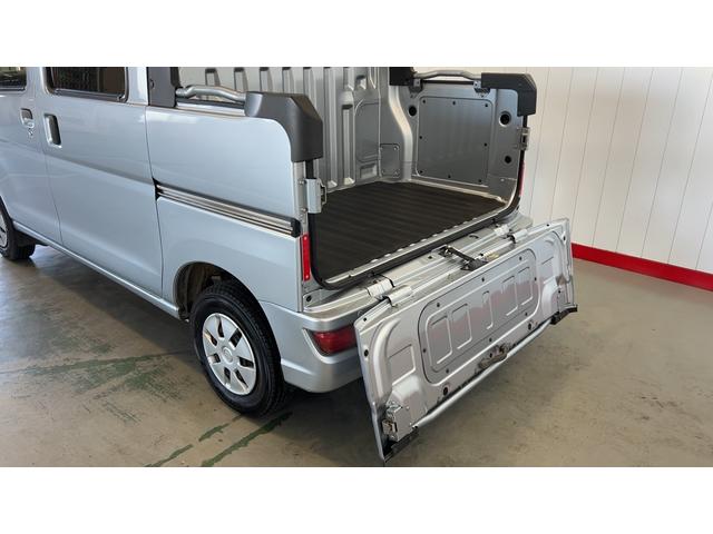 ハイゼットカーゴデッキバンＧ　ＳＡIIIダイハツ認定中古車ｌナビｌバックカメラｌキーレスｌドラレコｌアイドリングストップｌ電動ドアミラーｌパワーウィンドウｌ保証／整備付（茨城県）の中古車