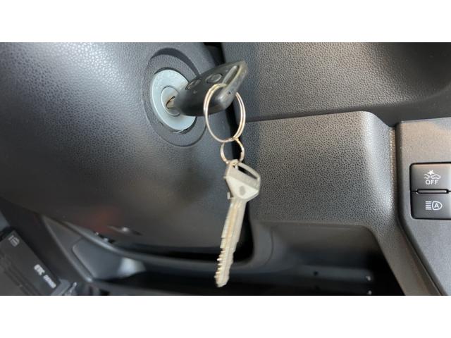 ハイゼットカーゴデッキバンＧ　ＳＡIIIダイハツ認定中古車ｌナビｌバックカメラｌキーレスｌドラレコｌアイドリングストップｌ電動ドアミラーｌパワーウィンドウｌ保証／整備付（茨城県）の中古車