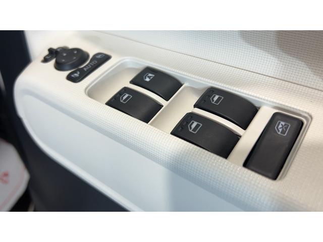 ムーヴキャンバスストライプスGダイハツ認定中古車|純正ナビ|バックカメラ|ドラレコ|両側電動スライドドア|スマートキー|電動格納ミラー|電動パーキングブレーキ|オートエアコン|スマートアシスト|保証/整備付(茨城県)の中古車