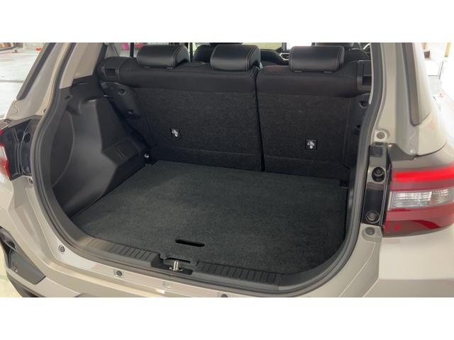 ロッキープレミアムＧ　ＨＥＶ（茨城県）の中古車