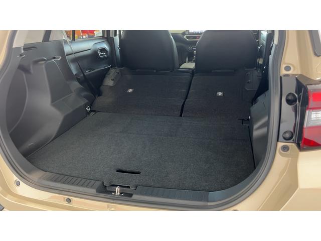 ロッキープレミアムＧ　ＨＥＶ（茨城県）の中古車