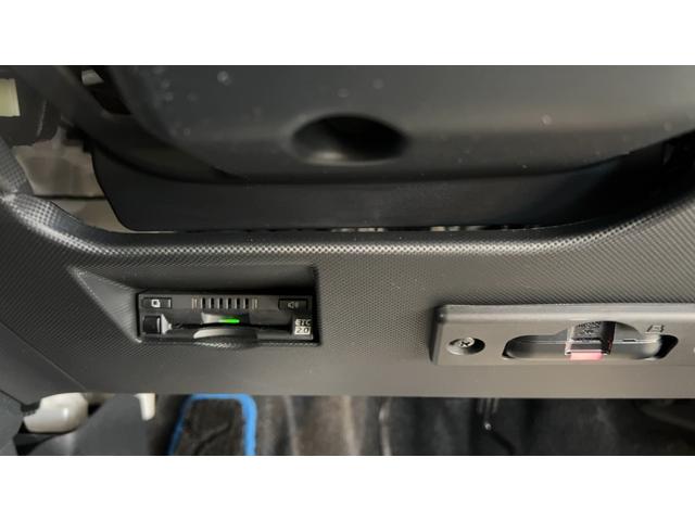 ロッキープレミアムＧ　ＨＥＶ（茨城県）の中古車