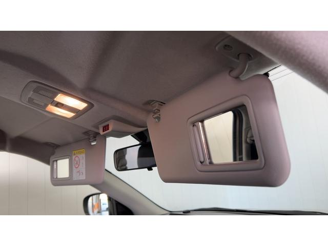 ロッキープレミアムＧ　ＨＥＶ（茨城県）の中古車