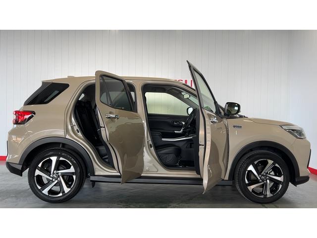 ロッキープレミアムＧ　ＨＥＶ（茨城県）の中古車