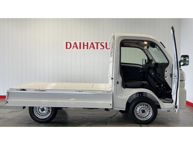 ハイゼットトラックスタンダード　農用スペシャルダイハツ認定中古車ｌ保証／整備付ｌ低走行ｌ４駆ｌオートマチックトランスミッションｌデフロックｌエアコンｌコーナーセンサーｌスマートアシスト（茨城県）の中古車