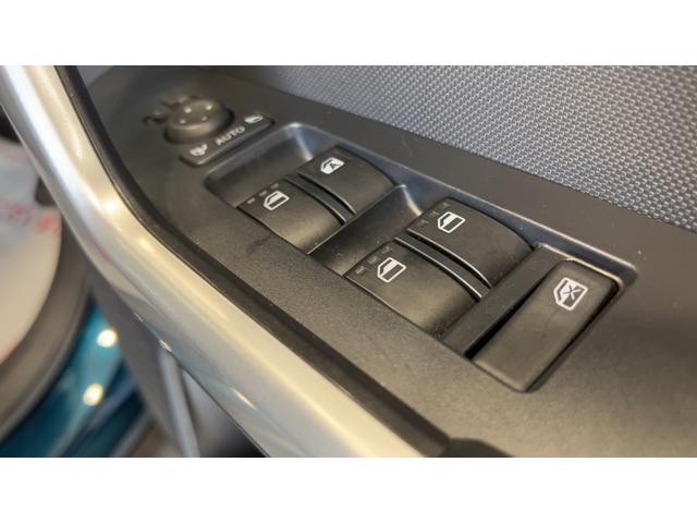 ロッキープレミアムＧダイハツ認定中古車ｌナビｌ全方位／バックカメラｌドラレコｌアダプティブクルーズｌシートヒーターｌスマートキーｌ電動パーキングブレーキｌオートエアコンｌスマートアシストｌ保証／整備付（茨城県）の中古車