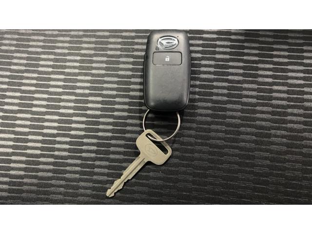 ハイゼットトラックジャンボエクストラダイハツ認定中古車ｌ５ＭＴｌエアコンｌパワーウィンドウｌキーフリーｌ荷台ライトｌコーナーセンサーｌスマートアシストｌ保証／整備付ｌ低走行（茨城県）の中古車