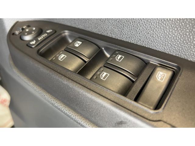 タントカスタムＸリミテッドダイハツ認定中古車ｌ保証／整備付ｌ低走行ｌクルーズコントロールｌＥＴＣｌ両側電動スライドドアｌ電動パーキングブレーキｌシートヒーターｌコーナーセンサーｌスマートアシスト（茨城県）の中古車