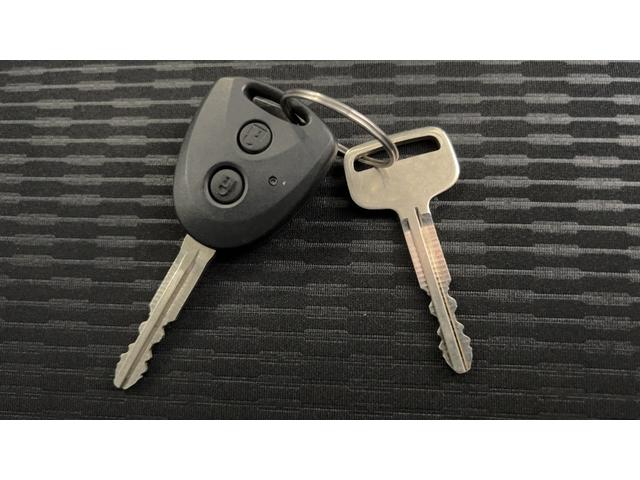 ハイゼットカーゴＤＸダイハツ認定中古車ｌ保証／整備付ｌ低走行ｌキーレスｌコーナーセンサーｌスマートアシストｌＡＢＳｌエアバッグｌエアコンｌパワーウィンドウ（茨城県）の中古車