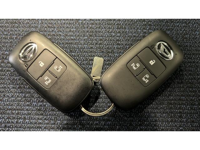 ムーヴキャンバスセオリーＧダイハツ認定中古車ｌ保証／整備付ｌ両側電動スライドドアｌ電動パーキングブレーキｌシートヒーターｌオートエアコンｌスマートアシストｌ革ハンドル（茨城県）の中古車