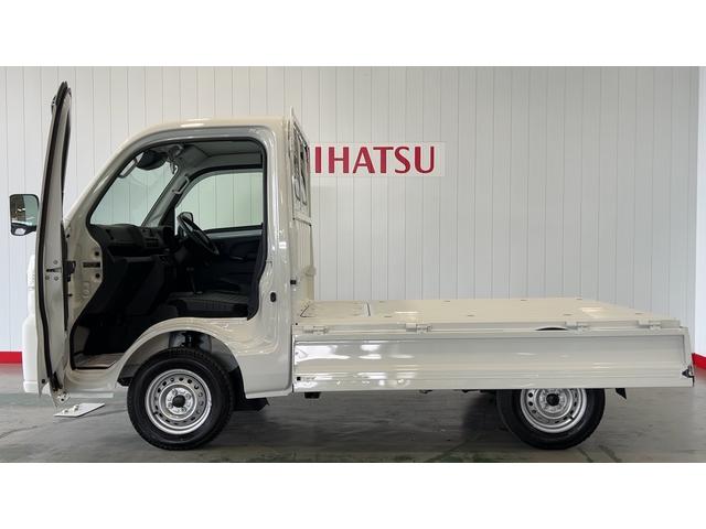 ハイゼットトラックスタンダード　農用スペシャルダイハツ認定中古車ｌＣＶＴｌ４ＷＤｌＨｉ−Ｌｏｗ切り替えｌＡＢＳｌ荷台ライトｌエアバッグｌエアコンｌコーナーセンサーｌスマートアシストｌ保証／整備付（茨城県）の中古車