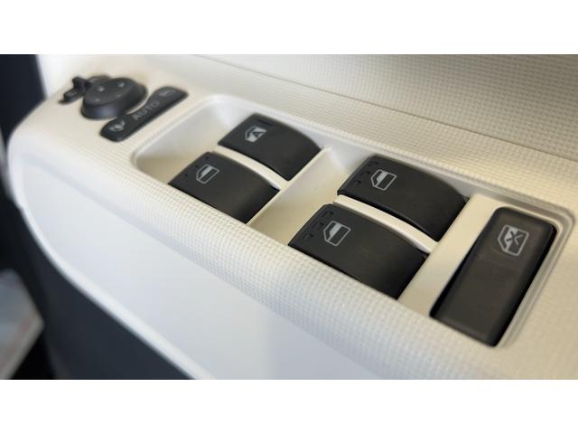 ムーヴキャンバスストライプスＧダイハツ認定中古車ｌ両側電動スライドドアｌ電動パーキングブレーキｌＬＥＤヘッドライトｌシートヒーターｌオートエアコンｌスマートアシストｌ保証／整備付（茨城県）の中古車