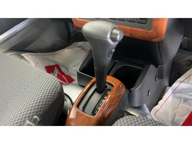 ハイゼットトラックジャンボＳＡIIIｔダイハツ認定中古車ｌ４ＡＴｌ４ＷＤｌＣＤラジオｌ荷台ライトｌエアバッグｌエアコンｌコーナーセンサーｌスマートアシストｌ保証／整備付（茨城県）の中古車