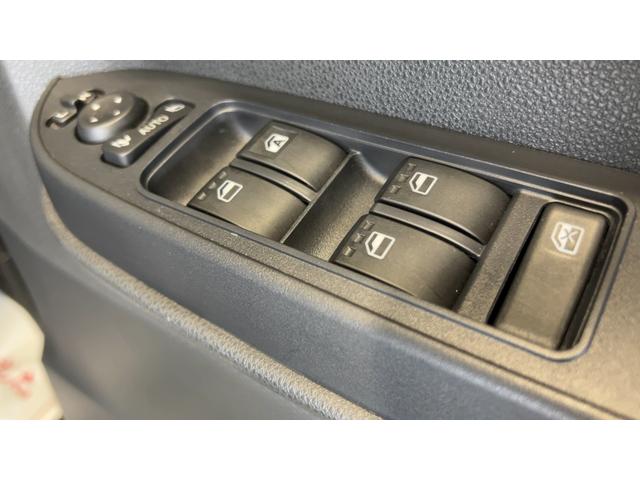 タントＸダイハツ認定中古車ｌナビｌパノラマモニターｌ片側電動スライドドアｌシートヒーターｌアルミホイールｌキーフリーｌコーナーセンサーｌスマートアシストｌ保証／整備付（茨城県）の中古車