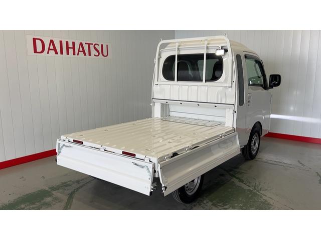 ハイゼットトラックジャンボエクストラダイハツ認定中古車l5MTl4WDlパワーウィンドウl電動格納ドアミラーl荷台ライトlエアコンlコーナーセンサーlスマートアシストl保証/整備付(茨城県)の中古車