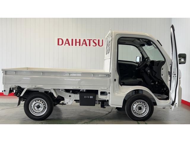 ハイゼットトラックスタンダードダイハツ認定中古車ｌ５ＭＴｌ４ＷＤｌＡＢＳｌエアバッグｌパワステｌエアコンｌコーナーセンサーｌスマートアシストｌ保証／整備付（茨城県）の中古車