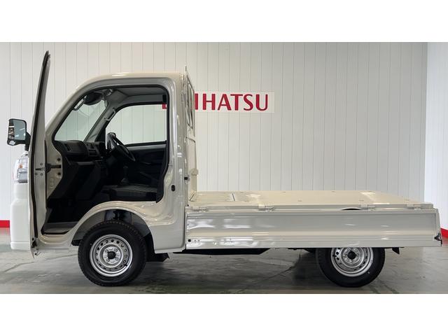 ハイゼットトラックスタンダードダイハツ認定中古車ｌ５ＭＴｌ４ＷＤｌＡＢＳｌエアバッグｌパワステｌエアコンｌコーナーセンサーｌスマートアシストｌ保証／整備付（茨城県）の中古車