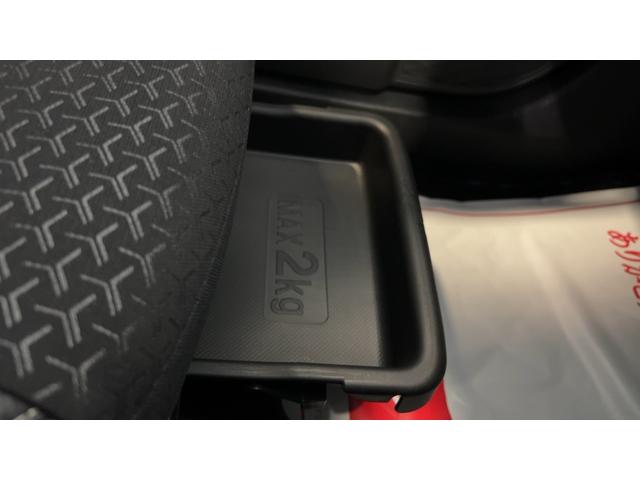 ロッキープレミアムＧ　ＨＥＶダイハツ認定中古車ｌナビｌパノラマモニターｌクルーズコントロールｌシートヒーターｌキーフリーｌ電動パーキングブレーキｌオートエアコンｌスマートアシストｌ保証／整備付（茨城県）の中古車