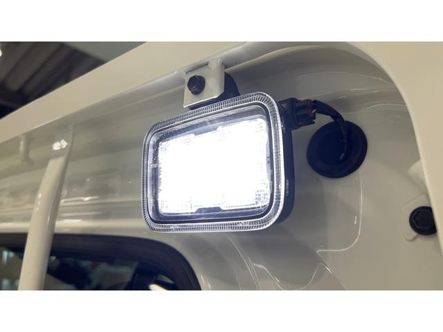 ハイゼットトラックスタンダード　農用スペシャルダイハツ認定中古車ｌＣＶＴｌ４ＷＤｌｌＡＢＳｌ荷台ライトｌエアバッグｌエアコンｌコーナーセンサーｌスマートアシストｌ保証／整備付（茨城県）の中古車