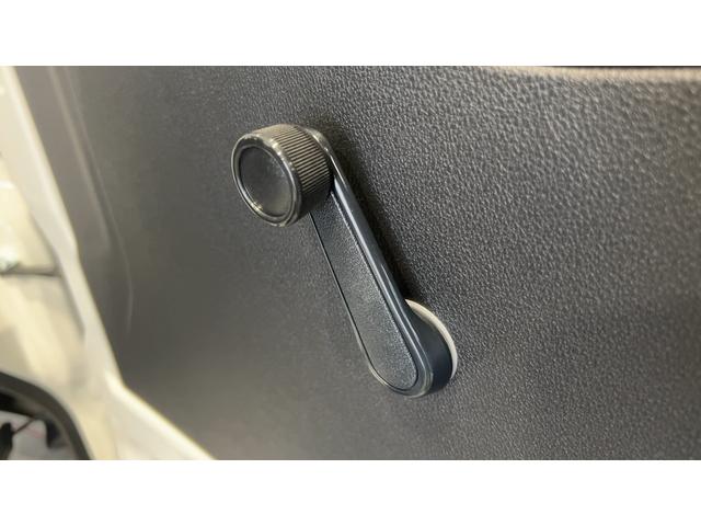 ハイゼットトラックスタンダード　農用スペシャルダイハツ認定中古車ｌＣＶＴｌ４ＷＤｌデフロックｌＡＢＳｌ荷台ライトｌエアバッグｌエアコンｌコーナーセンサーｌスマートアシストｌ保証／整備付（茨城県）の中古車