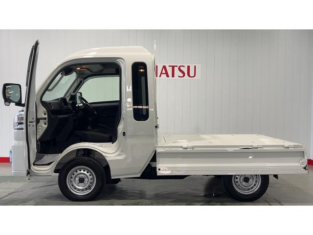 ハイゼットトラックジャンボエクストラダイハツ認定中古車ｌ５ＭＴｌ４ＷＤｌパワーウィンドウｌ電動格納ドアミラーｌ荷台ライトｌエアコンｌコーナーセンサーｌスマートアシストｌ保証／整備付（茨城県）の中古車