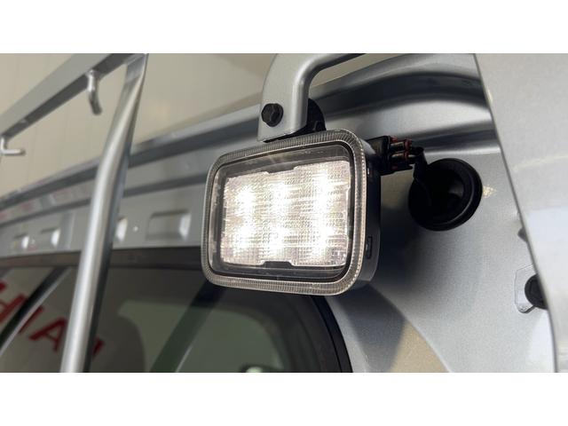 ハイゼットトラックジャンボエクストラダイハツ認定中古車lCVTl4WDlLEDヘッドライトlパワーウィンドウl電動格納ドアミラーl荷台ライトlエアコンlコーナーセンサーlスマートアシストl保証/整備付(茨城県)の中古車