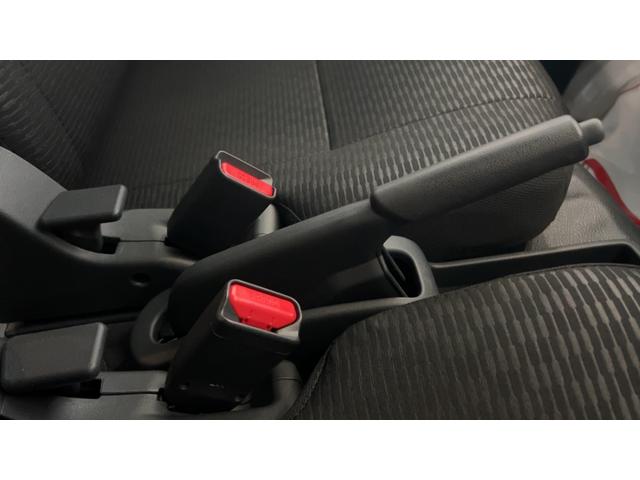 ハイゼットカーゴＤＸダイハツ認定中古車ｌキーレスｌコーナーセンサーｌスマートアシストｌＡＢＳｌエアバッグｌエアコンｌパワーウィンドウｌリアスモークガラスｌ保証／整備付（茨城県）の中古車