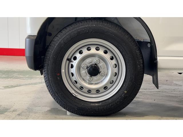 ハイゼットカーゴＤＸダイハツ認定中古車ｌキーレスｌコーナーセンサーｌスマートアシストｌＡＢＳｌエアバッグｌエアコンｌパワーウィンドウｌリアスモークガラスｌ保証／整備付（茨城県）の中古車